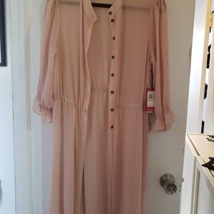 Light pink/peachy sheer duster with bottom side slits